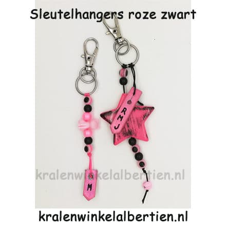 Sleutelhanger maken kralen inspiratie roze zwart naam