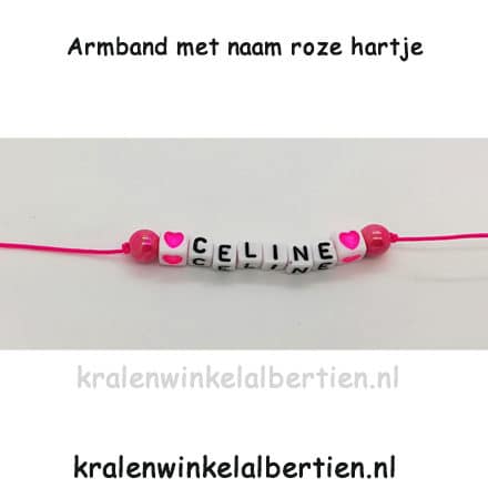 Armbandjes met naam letterkralen trakteren op school roze elastiek