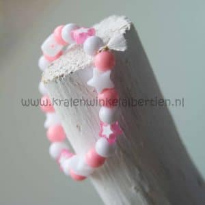 armband maken wit en roze sterren kwastje kinderen