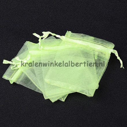 Verpakkingszakje organza lime groen 9cm trakteren