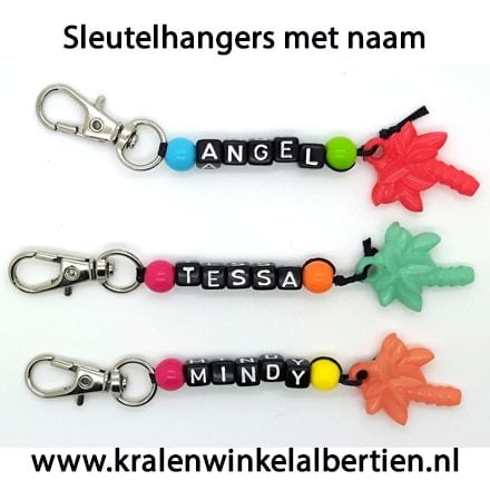 Uitdeelcadeautjes sleutelhanger naam palmboom letterkralen