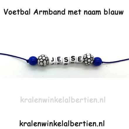 Uitdeelcadeautjes voetbal blauw armbandjes trakteren op school