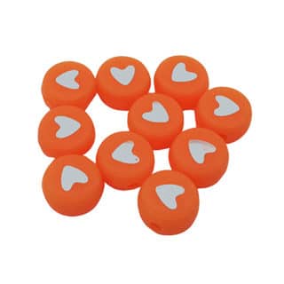 Plat ronde kralen wit oranje 7mm letterkralen hartje