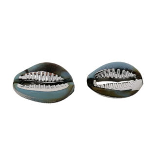 Zilveren kauri schelpjes licht blauw bruin tussenstuk