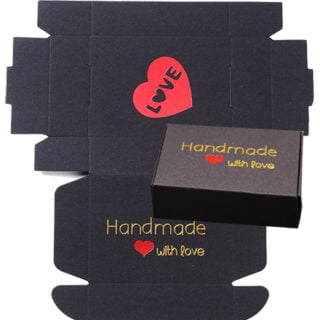 Zwarte cadeau verpakking doosje hand made with love goud rood