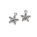 Zilverkleurig bloem bedel 4068 +€ 1,00