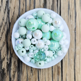 Mint wit kralen mix +/- 110x