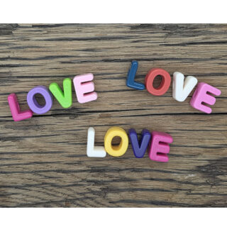 Grote letter kralen LOVE